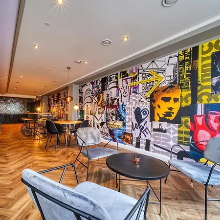 Ξενοδοχείο Nyce Thier Galerie 4*