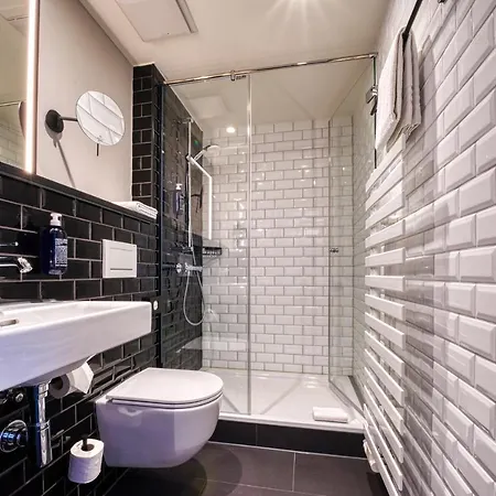 Hotel Nyce Thier Galerie 4*