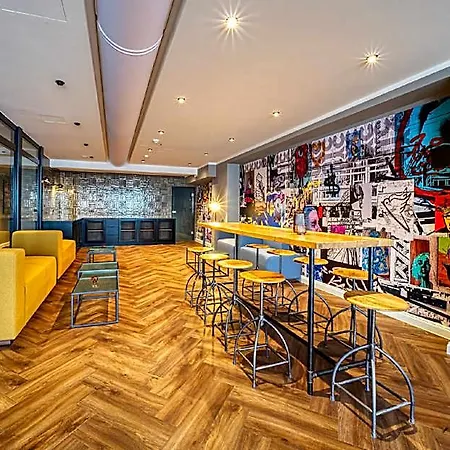 Nyce Thier Galerie Otel 4*